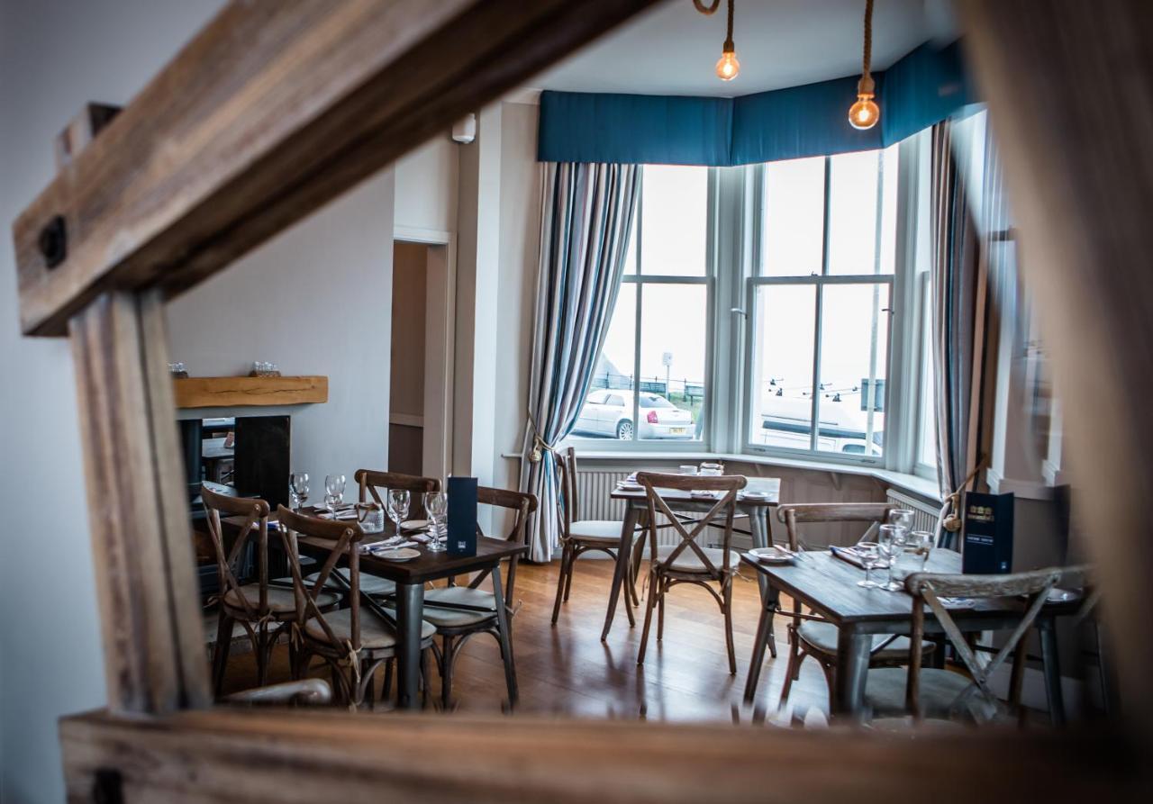 Delmont Hotel Scarborough