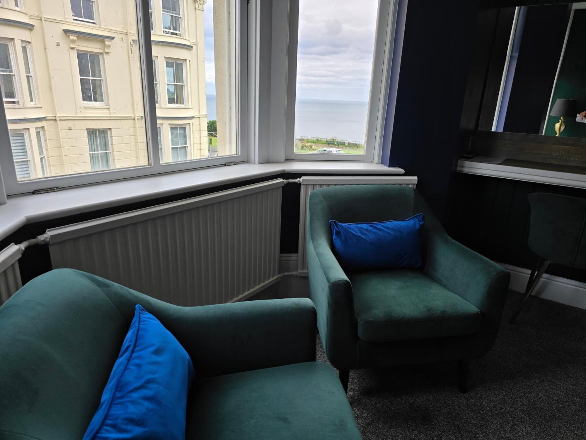 Delmont Hotel Scarborough